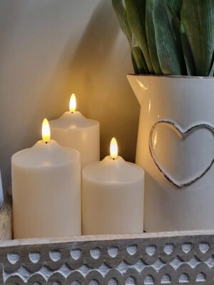DECOVAA 3D Flameless LED Pillar Candles| Realistic Flameless and Flickering Effect Candle| Battery Operated Decorative Candles for Home Décor, Weddings,...