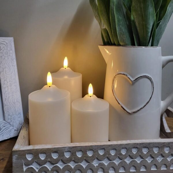 DECOVAA 3D Flameless LED Pillar Candles| Realistic Flameless and Flickering Effect Candle| Battery Operated Decorative Candles for Home Décor, Weddings,...